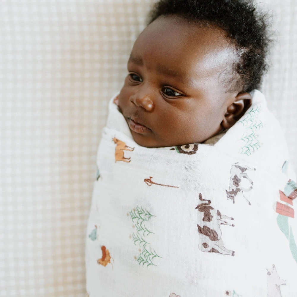 Little Unicorn Cotton Muslin Swaddle Blanket | Farmyard(Little Unicorn Cotton Muslin Swaddle Blanket Farmyard) 7 Little Unicorn Cotton Muslin Swaddle Blanket | Farmyard(Little Unicorn Cotton Muslin Swaddle Blanket Farmyard) - Image 7