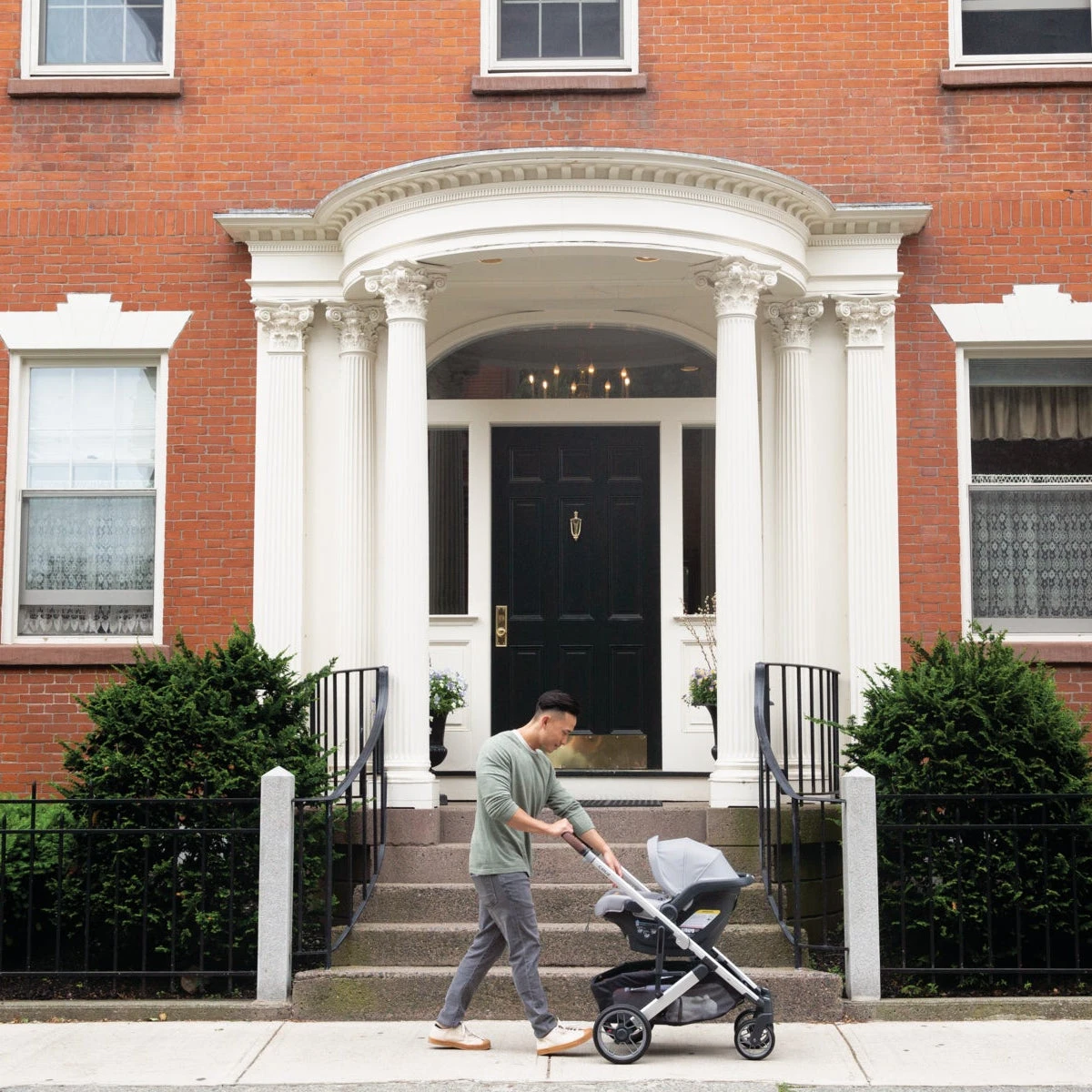 UPPAbaby Mesa V2 Infant Car Seat + Base(Uppababy Mesa V2 Infant Car Seat) 14 UPPAbaby Mesa V2 Infant Car Seat + Base(Uppababy Mesa V2 Infant Car Seat) - Image 14