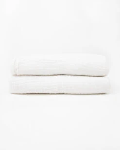 Little Unicorn Organic Cotton Muslin Swaddle Blanket 2 Pack | White(Little Unicorn Organic Cotton Muslin Swaddle Blanket Set White) 10 Little Unicorn Organic Cotton Muslin Swaddle Blanket 2 Pack | White(Little Unicorn Organic Cotton Muslin Swaddle Blanket Set White) -Shower Me With Love Organic 2175 2929c1c7 0e38 47ad 8081 2e69c05edc5a