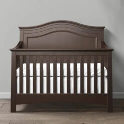 Silva Serena Convertible Crib(Silva Serena Convertible Crib)