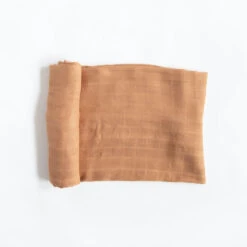 Little Unicorn Deluxe Muslin Swaddle Blanket | Caramel(Little Unicorn Deluxe Muslin Swaddle Blanket Caramel)