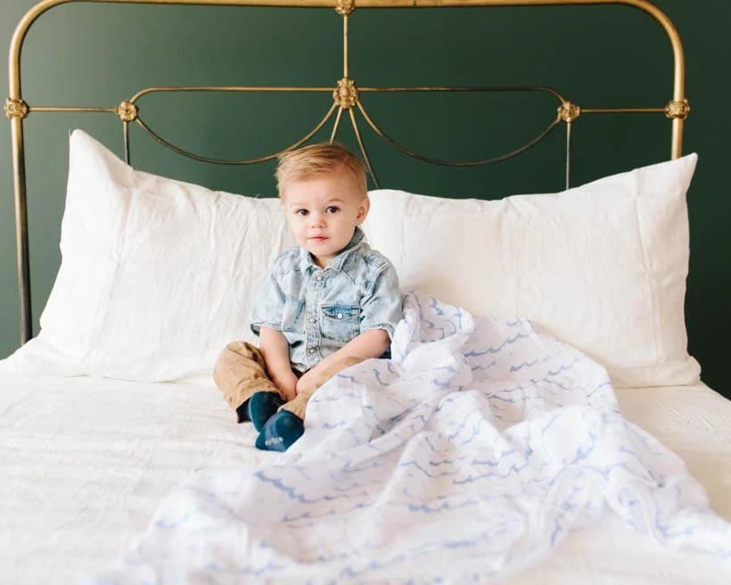 Little Unicorn Cotton Muslin Swaddle Blanket | High Tide(Little Unicorn Cotton Muslin Swaddle Blanket High Tide) 8 Little Unicorn Cotton Muslin Swaddle Blanket | High Tide(Little Unicorn Cotton Muslin Swaddle Blanket High Tide) - Image 8