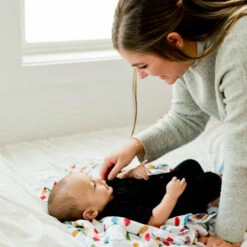 Little Unicorn Cotton Muslin Swaddle Blanket | Christmas Bulbs(Little Unicorn Cotton Muslin Swaddle Blanket Christmas Bulbs) 19 Little Unicorn Cotton Muslin Swaddle Blanket | Christmas Bulbs(Little Unicorn Cotton Muslin Swaddle Blanket Christmas Bulbs) -Shower Me With Love UB0186 17183 9b8bb137 5f56 4b4c 9c97 32229ff7ed78