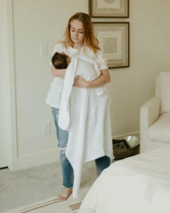 Little Unicorn Organic Cotton Muslin Swaddle Blanket 2 Pack | White(Little Unicorn Organic Cotton Muslin Swaddle Blanket Set White) 15 Little Unicorn Organic Cotton Muslin Swaddle Blanket 2 Pack | White(Little Unicorn Organic Cotton Muslin Swaddle Blanket Set White) -Shower Me With Love UB2600 UB2500 24121 8a6c1633 1f26 41e5 b675 d3dfbbd57337